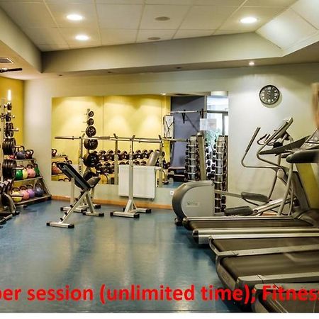 Premium Apartment For Old Town & Jewish Quarter - Balcony Plus Pool Onsite 크라쿠프 외부 사진