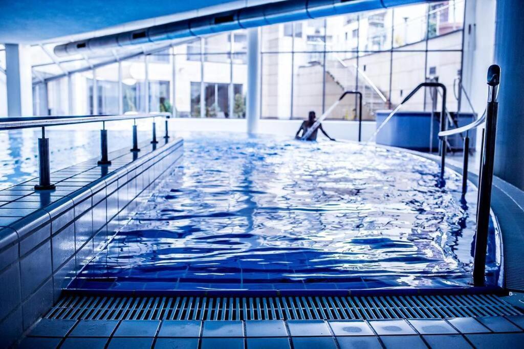 Premium Apartment For Old Town & Jewish Quarter - Balcony Plus Pool Onsite 크라쿠프 외부 사진