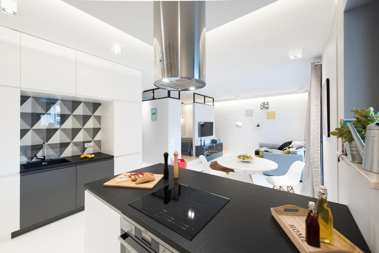 Premium Apartment For Old Town & Jewish Quarter - Balcony Plus Pool Onsite 크라쿠프 외부 사진